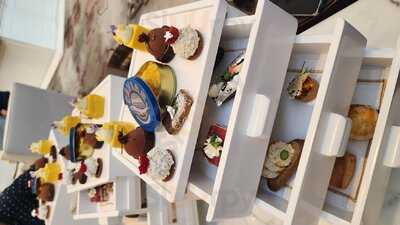 ‪lounge At Address Boulevard‬