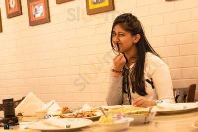 ‪cafe Funkie Town‬