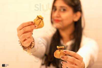 ‪cafe Funkie Town‬