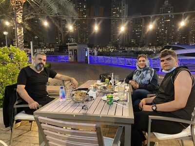 ‪iran Zamin Restaurant & Cafe‬