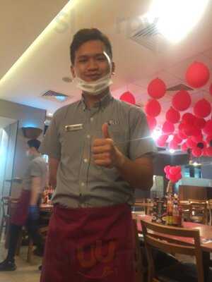 ‪max's Restaurant - Karama‬