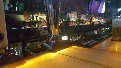 ‪the Music Room‬