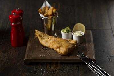 ‪the Black Lion‬