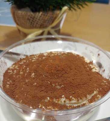 ‪crumby Breakfast & Pizza‬