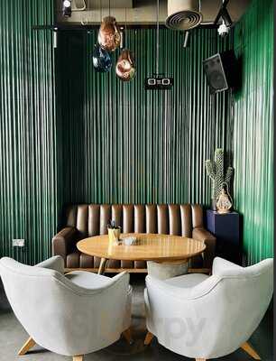 ‪ketch Up Dubai Restaurant‬