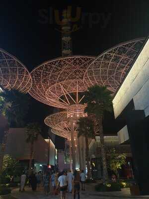 ‪ketch Up Dubai Restaurant‬