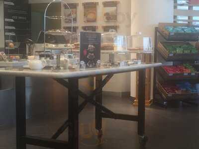 ‪marks & Spencer Cafe‬