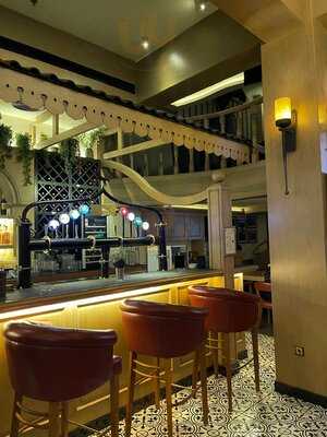 ‪the Stables Bar & Restaurant‬