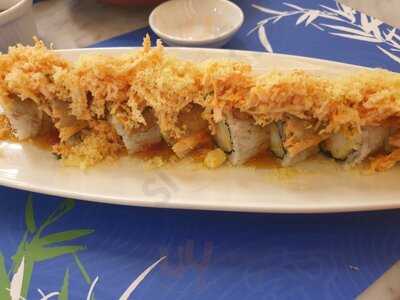 ‪sumo Sushi & Bento‬