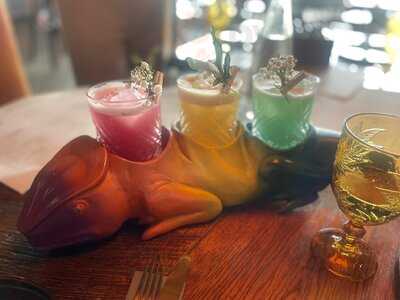 ‪the London Project‬