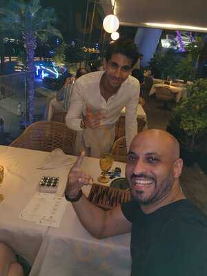 ‪the London Project‬