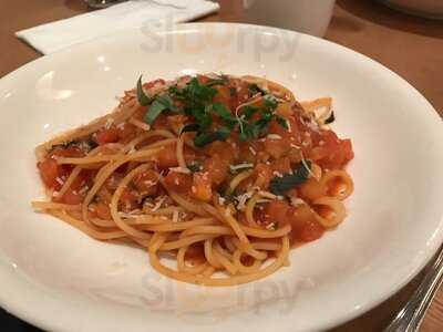 ‪biella - Mall Of Emirates‬