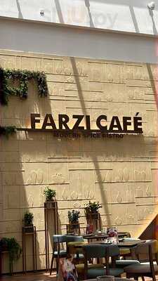 ‪farzi Café‬