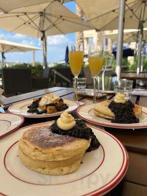 ‪cmp Bar & Grill‬