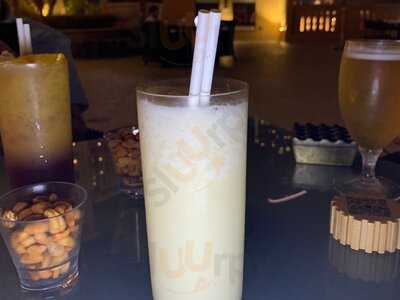 ‪infini Pool Lounge‬