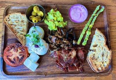 ‪friends' Avenue Cafe Jlt‬