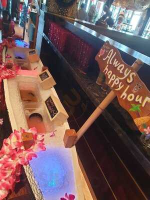 ‪trader Vics At Dubai Marina‬