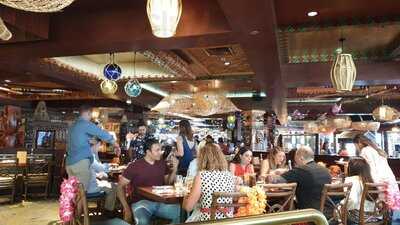 ‪trader Vics At Dubai Marina‬