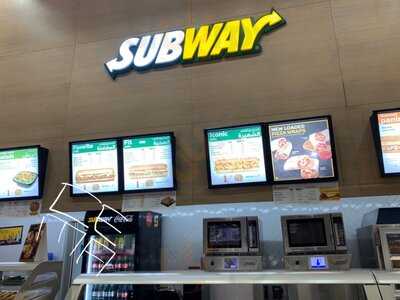 ‪subway‬
