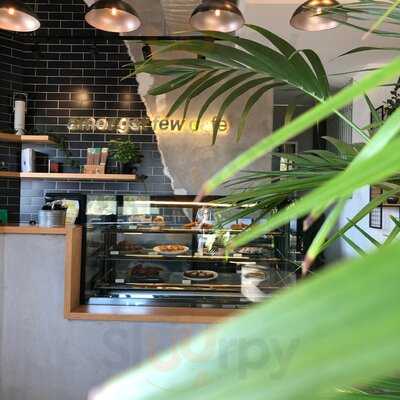 ‪amongst Few Cafe‬