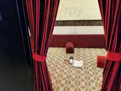 الرومانسية للمندي والمظبي والأكلات الشعبية