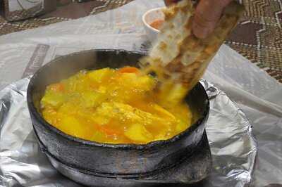 الرومانسية للمندي والمظبي والأكلات الشعبية