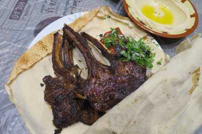 الرومانسية للمندي والمظبي والأكلات الشعبية