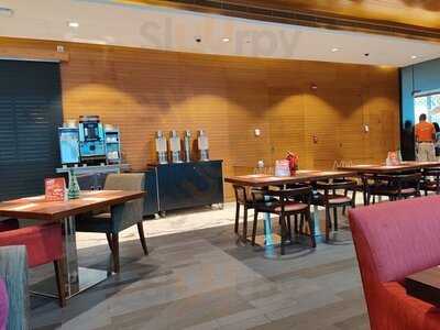 ‪kulcha King Hyaat Place Baniyas‬