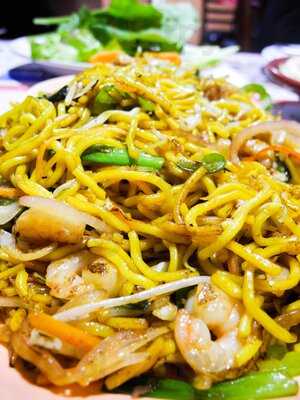 ‪eat & Drink Restaurant‬