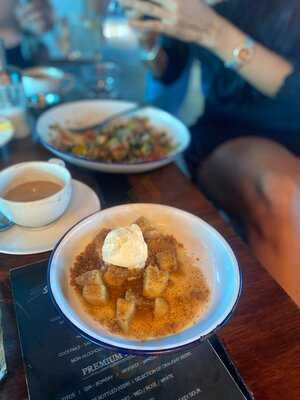 ‪joe's Backyard‬