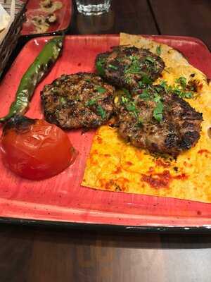 مطعم بوسبورس جميرا