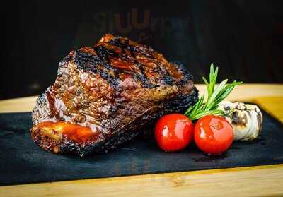 ‪range Bar & Grill‬