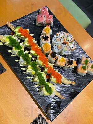 ‪itsu Modern Japanese Restaurant‬