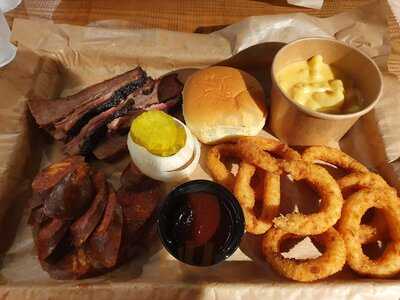 ‪dickey's Barbecue Pit‬