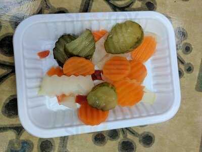 ‪al Reef Lebanese Restaurant & Grills‬