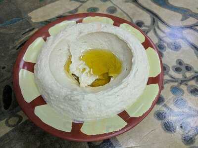 ‪al Reef Lebanese Restaurant & Grills‬