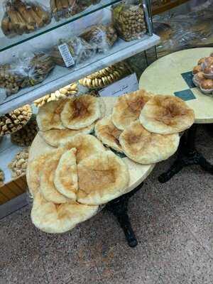 ‪al Reef Lebanese Restaurant & Grills‬