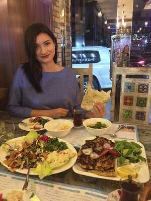 ‪al Maskoof Al Iraqi Restaurant‬