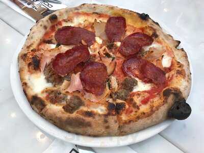 ‪800 Degrees Pizzeria‬