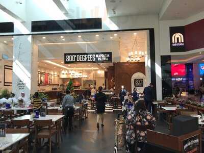 ‪800 Degrees Pizzeria‬