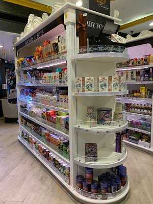 ‪milk & Honey Cafe‬