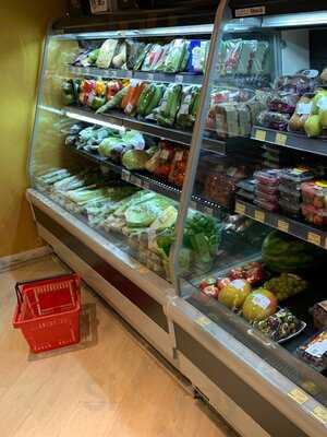 ‪milk & Honey Cafe‬