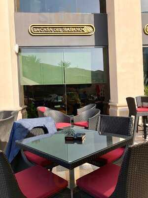 ‪la Casa Del Habano‬