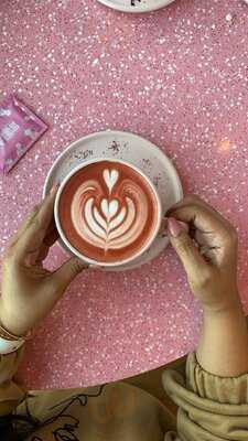 ‪love Vibe Cafe‬