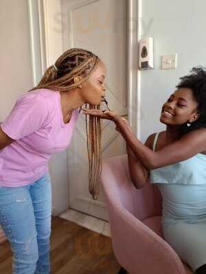 ‪tania’s Teahouse‬