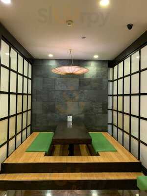 ‪sumo Sushi & Bento‬