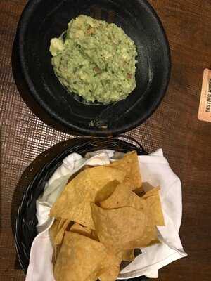 ‪loca Restaurant & Bar‬