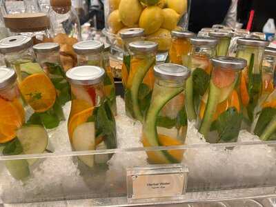 ‪the Restaurant At The Address Downtown‬