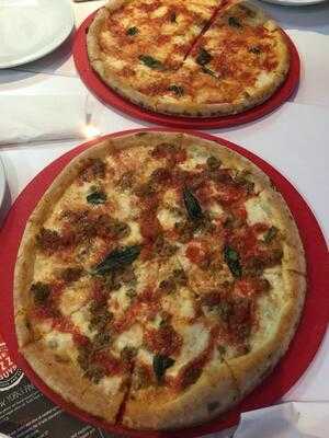 ‪the Pizza Guys‬