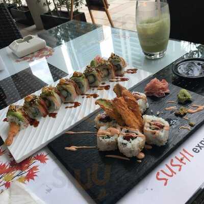 ‪sushi Express Cafe‬
